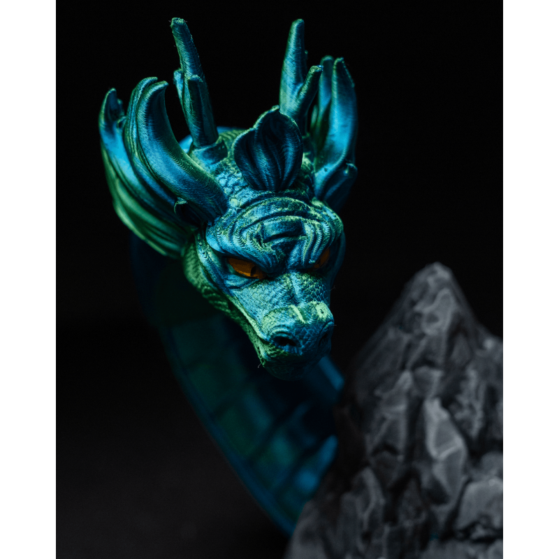 Blaze, The Dragon Phone Guardian